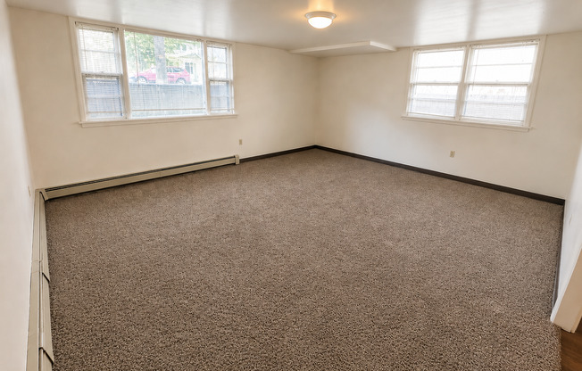 1 bed, 1 bath, $1,100, Unit 19.5