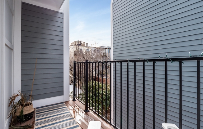 1 bed, 1.5 baths, 938 sqft, $4,300, Unit 16