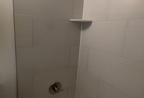 1 bed, 1 bath, 689 sqft, $1,500, Unit 111
