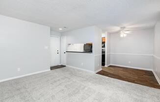 1 bed, 1 bath, 650 sqft, $1,100