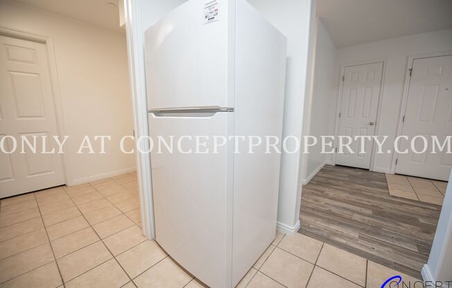 1 bed, 1 bath, 711 sqft, $1,099, Unit D-11