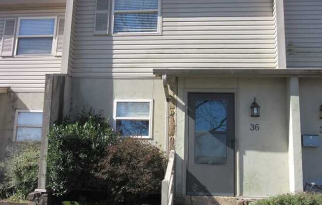 2 br Maumelle Townhouse