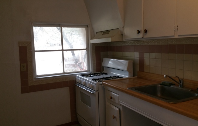 1 bed, 1 bath, 534 sqft, $899, Unit 3