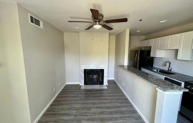 1 bed, 1 bath, 600 sqft, $1,200, Unit 301