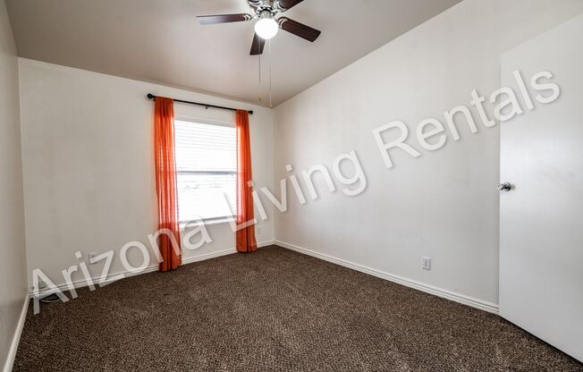 3 beds, 2 baths, $1,350