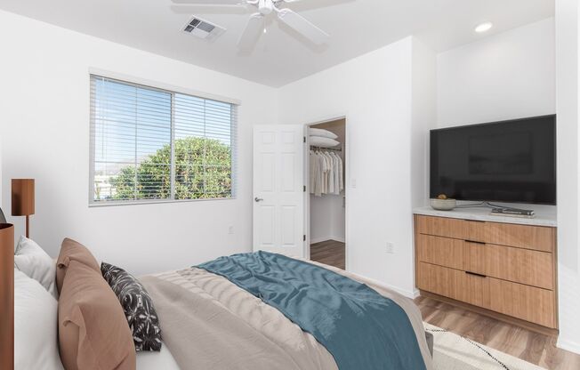 3 beds, 2.5 baths, 1,322 sqft, $1,699, Unit 202