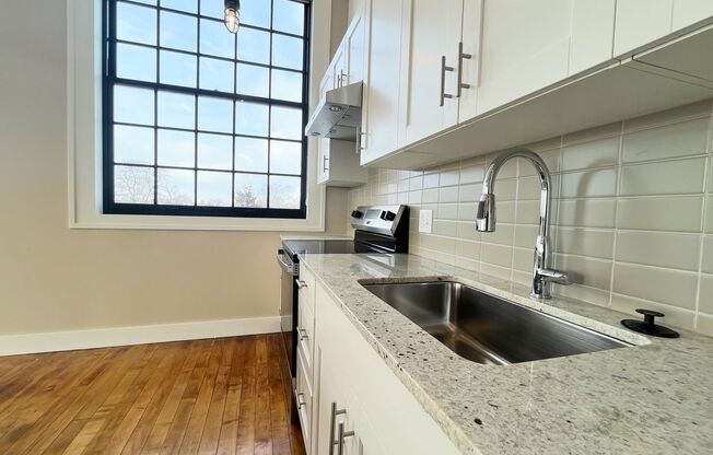 1 bed, 1 bath, 789 sqft, $1,775, Unit UNIT 315