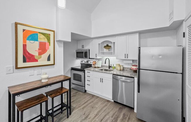 2 beds, 2 baths, 700 sqft, $1,395, Unit BLDG 1028 - APT 207