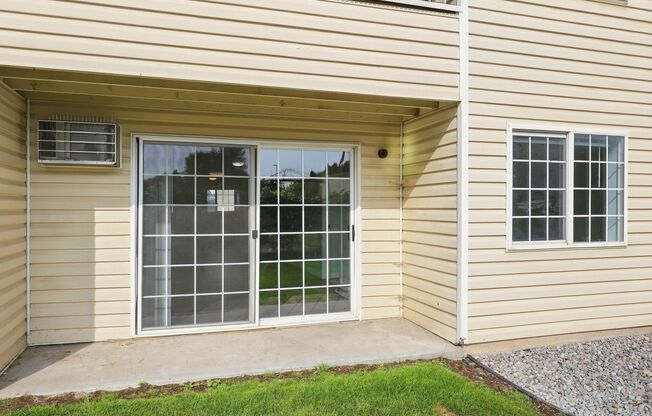 2 beds, 2 baths, 1,140 sqft, $1,495