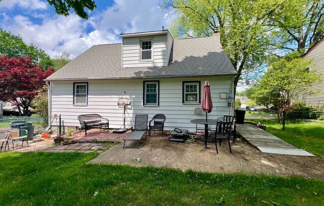 Stunning 3-Bedroom Home with Finished Basement in Lower Moreland Twp! Available mid-August!