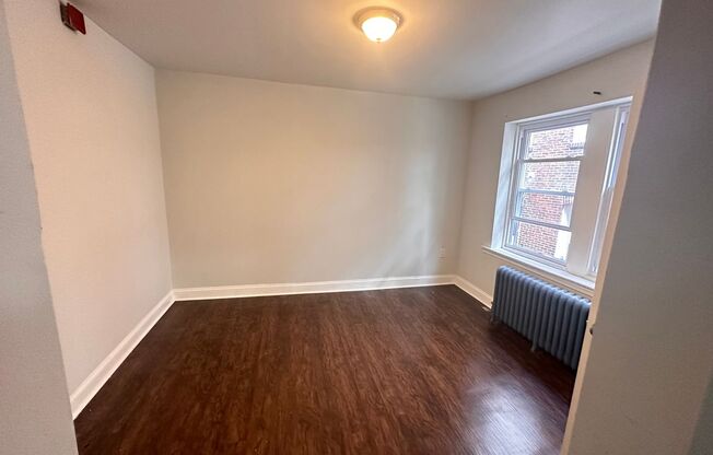 4844 Walnut St.