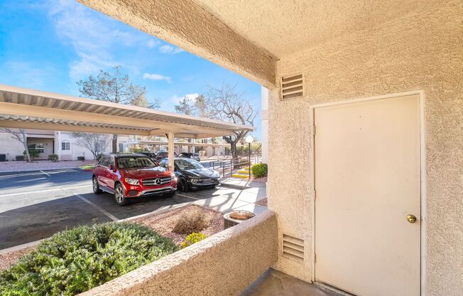 2 beds, 2 baths, $1,600