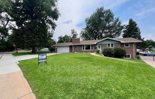 1831 20 AVE