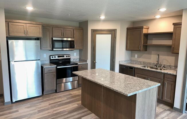 3 beds, 2 baths, 1,229 sqft, $1,730, Unit 122