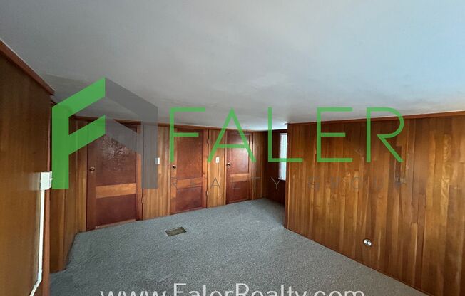 3 beds, 1 bath, $1,200