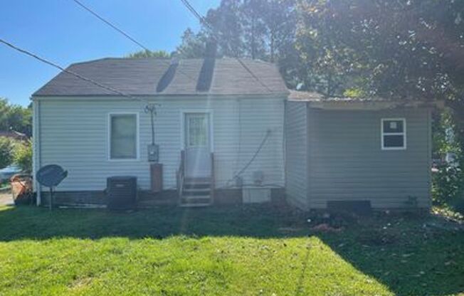 4 bedroom 2 bath house in Henrico County! All appliances, laundry, central hvac, big yard