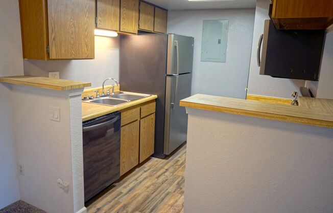 1 bed, 1 bath, $1,300, Unit #A202