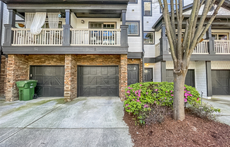 221 SEMEL CIR NW