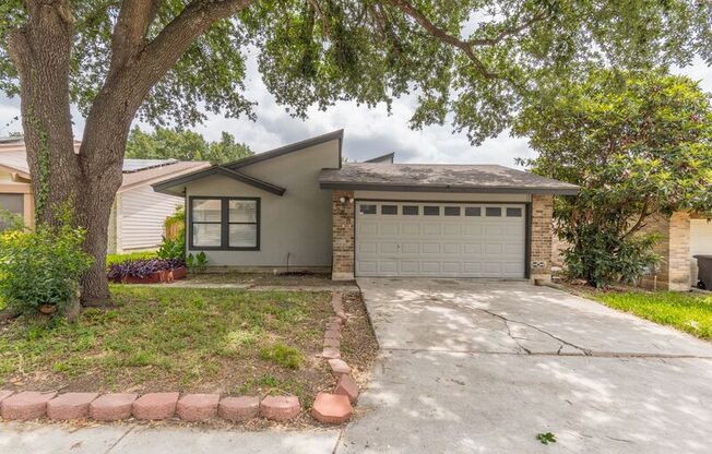 11826 GREENWOOD VLG DR