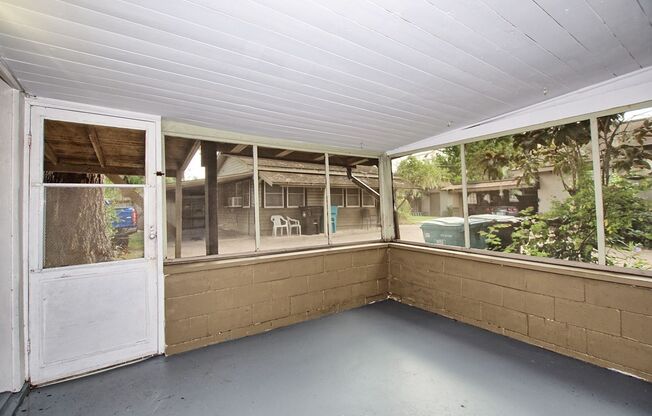 Available now!  Near downtown!