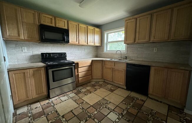 Remodeled 3 bedroom 2 bathroom house!