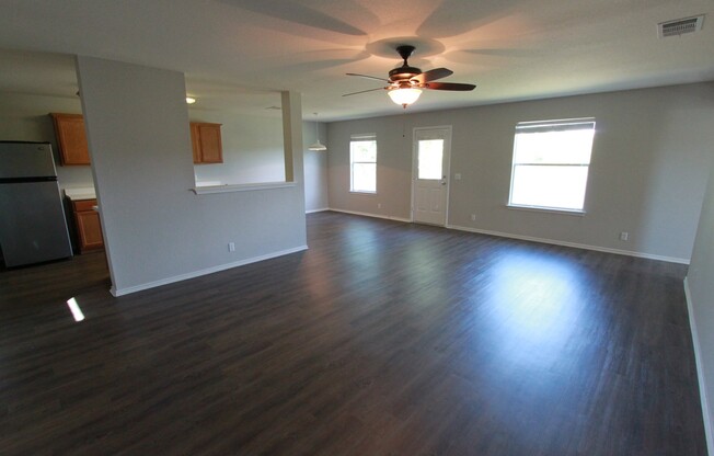 Updated 4 Bedroom, 2.5 Bath Home in Hutto