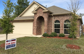 Great Open Floor Plan in Buda