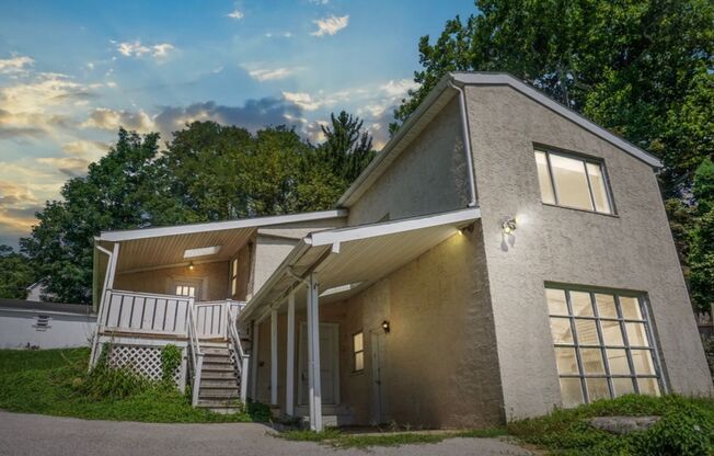 Prime Conshohocken Living – Updated 3BR Minutes from Fayette