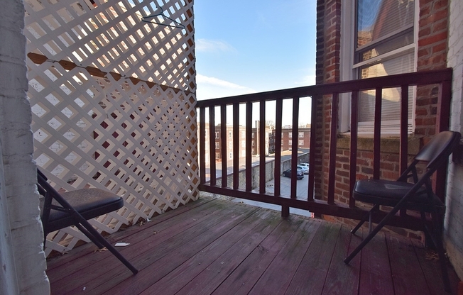 73 Thatcher St