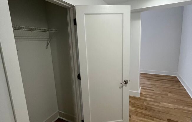 3 beds, 2 baths, 1,600 sqft, $3,100, Unit 513