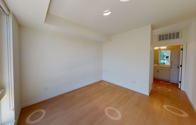 2 beds, 2 baths, 997 sqft, $2,031, Unit 509