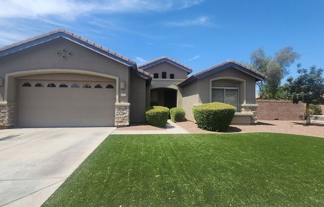 4 Bed, 2 Bath Chandler Home with an Amazing Back Yard!