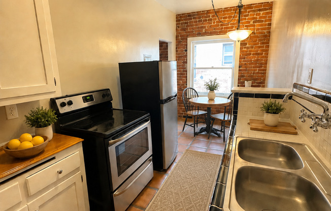 Studio, 1 bath, 500 sqft, $1,425, Unit 735-403