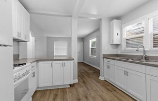 935-937 N Washington Place