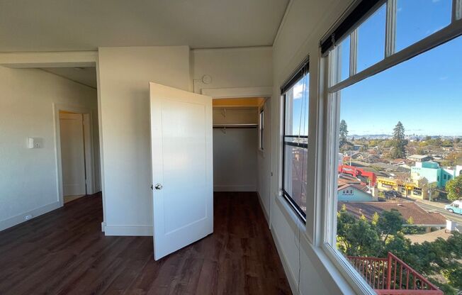 Studio, 1 bath, 462 sqft, $1,695, Unit 304 (Onsite Manager)