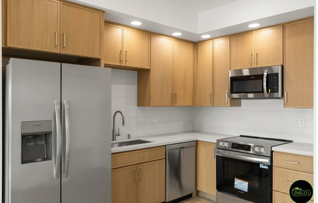 Gorgeous, Spacious Two Bedroom Apartment!