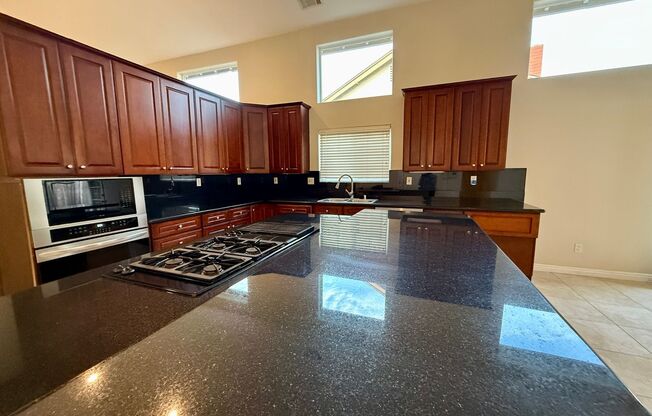 6 Bedroom 4 baths Granite Kitchen Executive Home For $6900