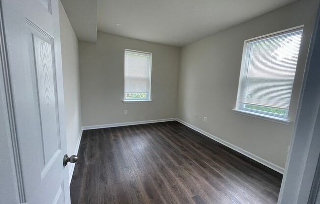 3 beds, 1.5 baths, $1,350, Unit 709 N. 39th Street - 2nd Floor