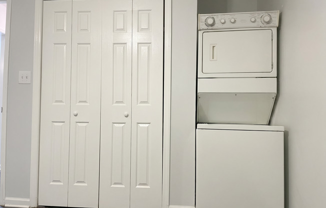 1 bed, 1 bath, 750 sqft, $1,050