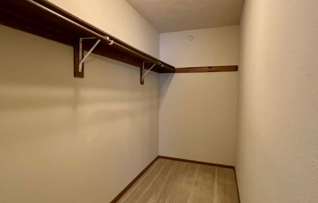 1 bed, 1 bath, 843 sqft, $990, Unit 05-301