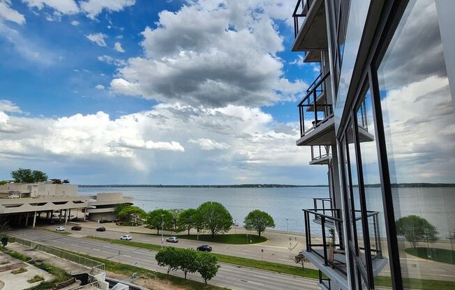 1 bed, 1 bath, 808 sqft, $2,450, Unit #425