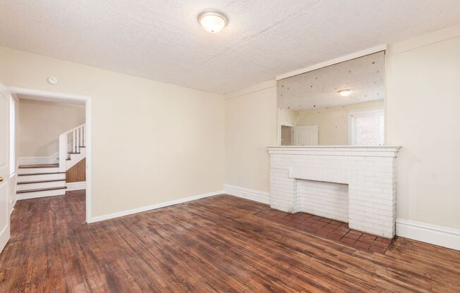 3 beds, 1 bath, 1,384 sqft, $1,195, Unit 1908 Cleveland Ave