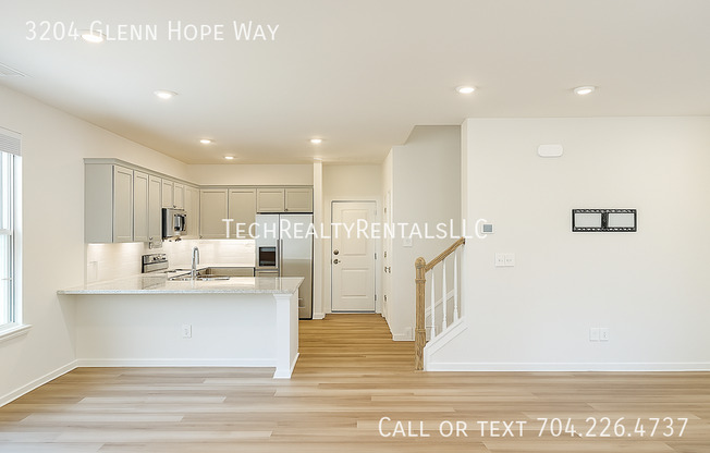 3204 GLENN HOPE WAY