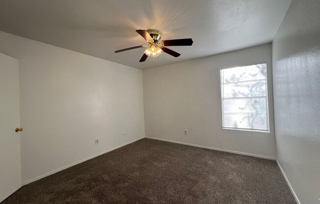 1 bed, 1 bath, 660 sqft, $1,040, Unit 209