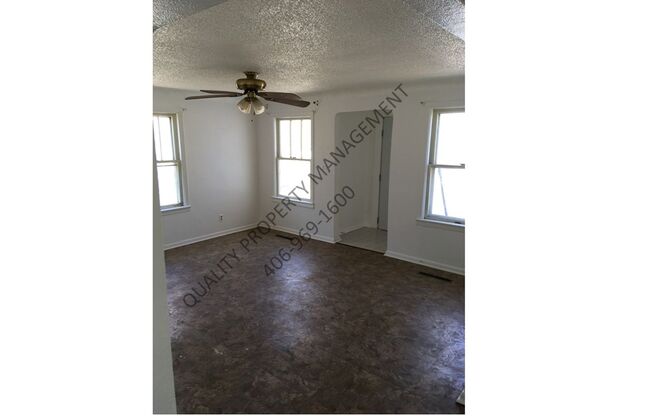 2 beds, 1 bath, 700 sqft, $995, Unit 3510 UP