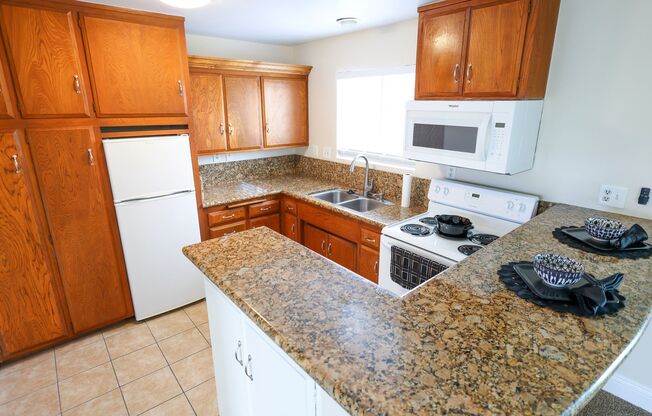 1 bed, 1 bath, 627 sqft, $2,195, Unit 31