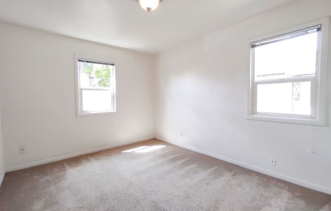PHK2 - 7008 N Amherst