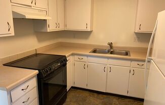 2 beds, 1 bath, 875 sqft, $1,395, Unit 943 56th place