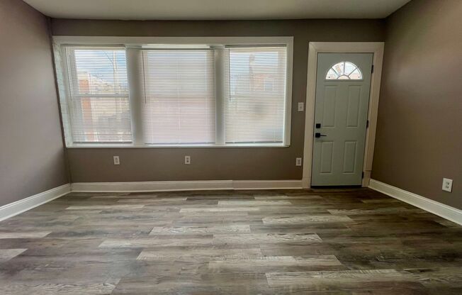 Newly Renovated 3-Bedroom Townhome in Elmwood Park! Available NOW!