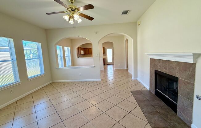 Fantastic 4/2 Single-Story Home in Leander!